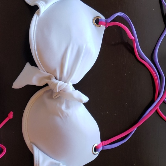 NWT CALIFORNIA WAVES BIKINI - Picture 3 of 5